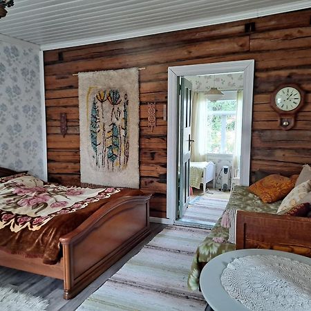 Levomaeki Farm Cottages Ypaja 외부 사진