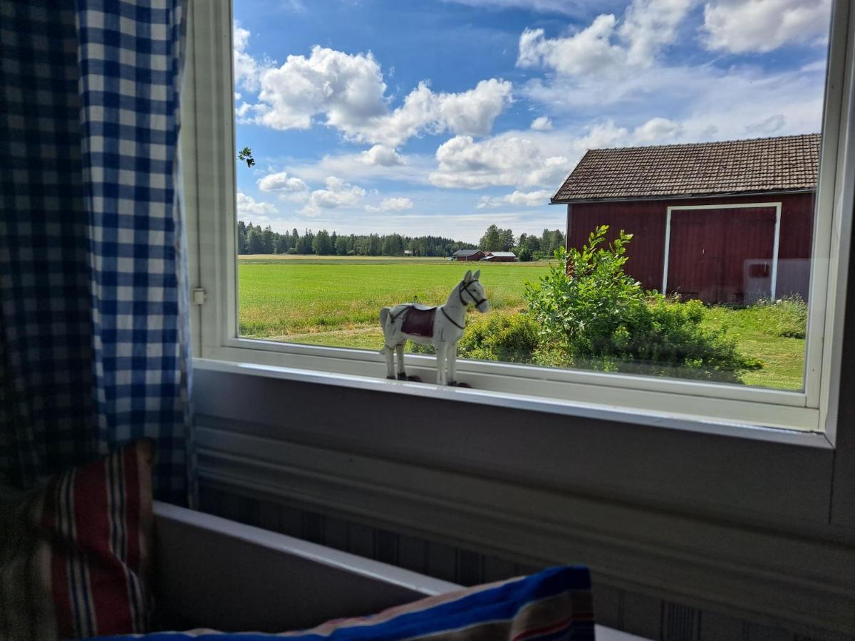 Levomaeki Farm Cottages Ypaja 외부 사진