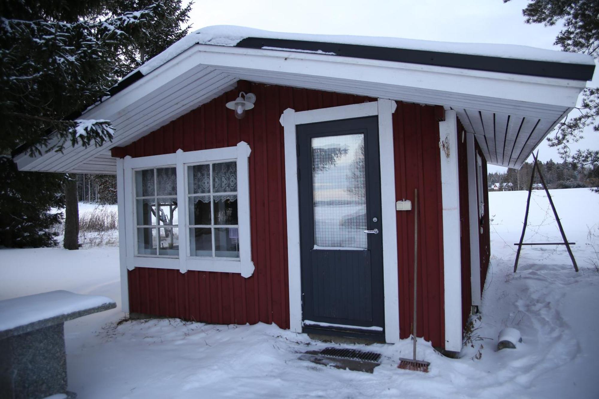 Levomaeki Farm Cottages Ypaja 객실 사진